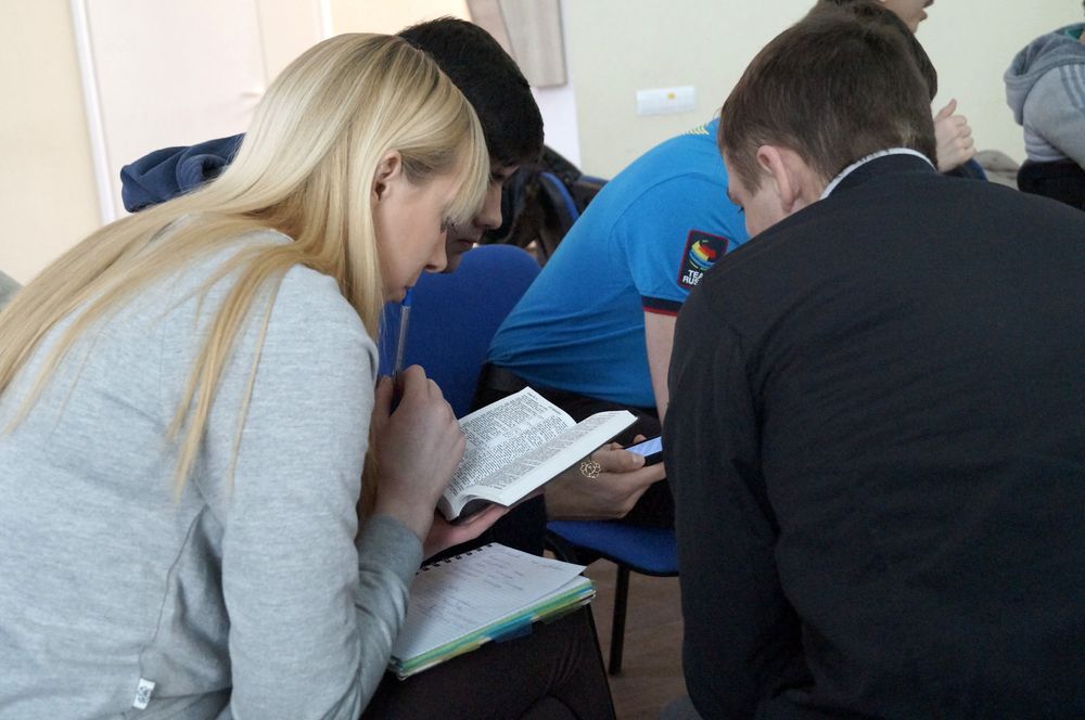 Alexander, responsible for the sports ministry, organized a training for believers from different churches for this ministry.