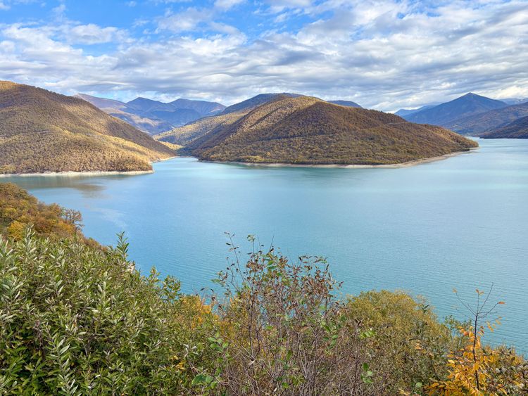 Autumn at the lake. Photo by Kate Toretti.