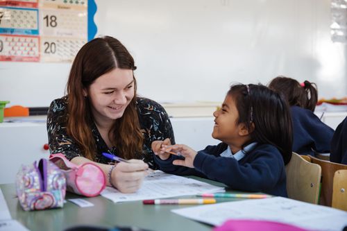 Limassol, Cyprus :: Emily (UK), Logos Hope School teacher, teaches Logos School student.