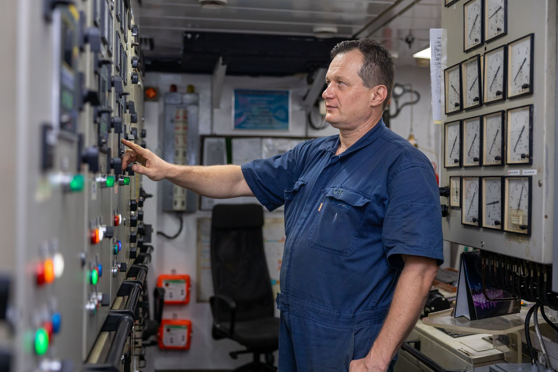 Penang, Malaysia :: Vladimir (Russia) serves on board Doulos Hope as chief engineer.
