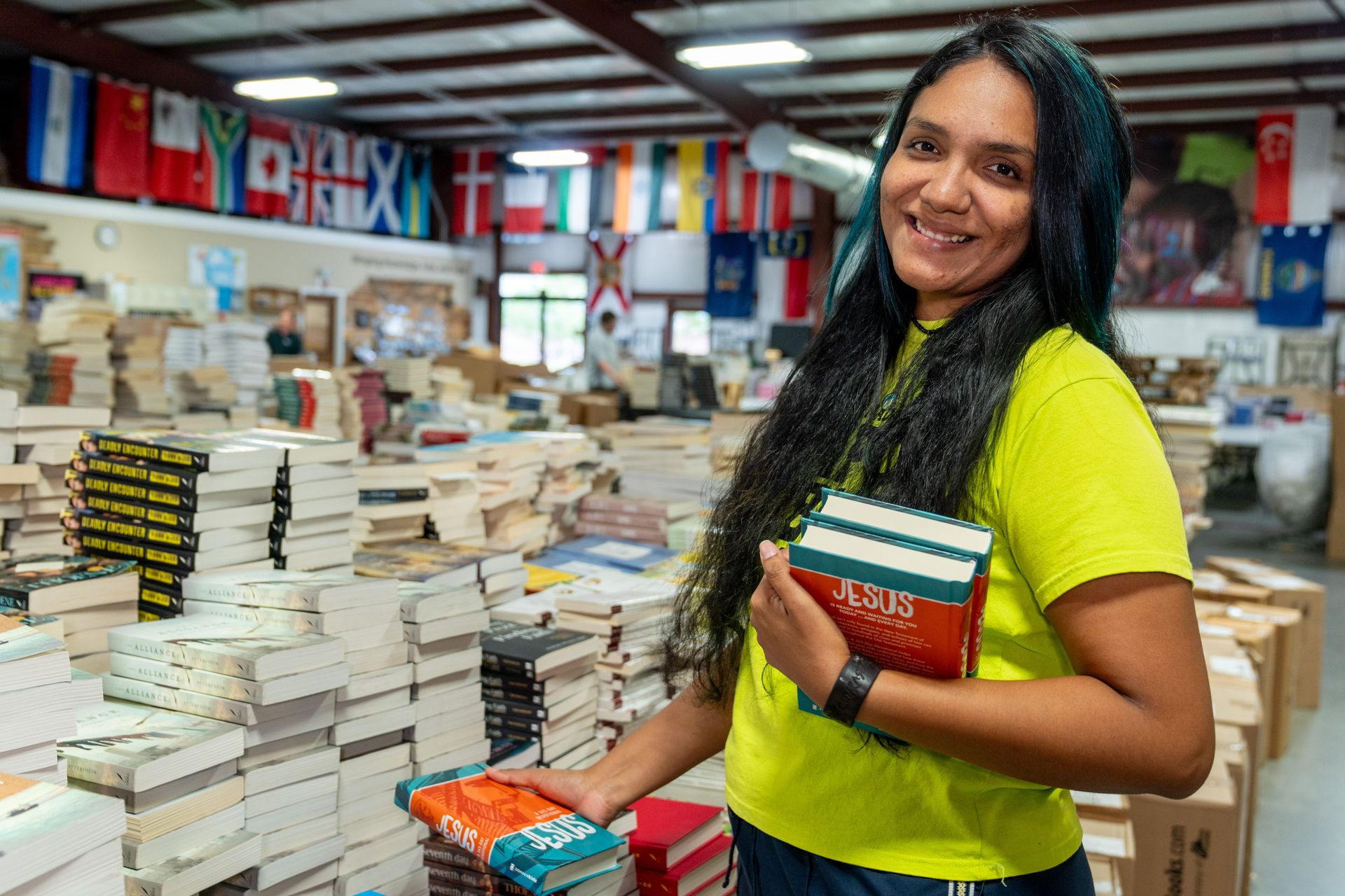 Florence, USA :: STEP Florence participant working with books in the Ships Ministry Center.